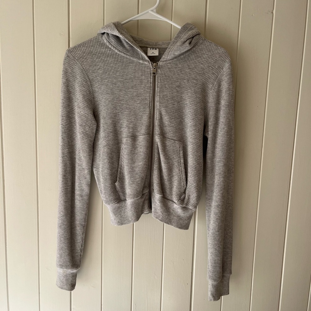 ARITZIA TNA Cropped Zip Up